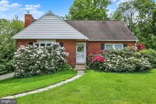 36 Peacock Dr, Lancaster, PA 17601 - Photo 2