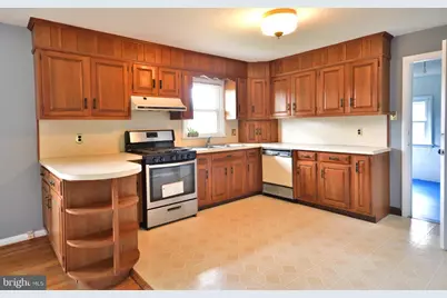 556 Oak Ridge Drive, Millersville, PA 17551 - Photo 4