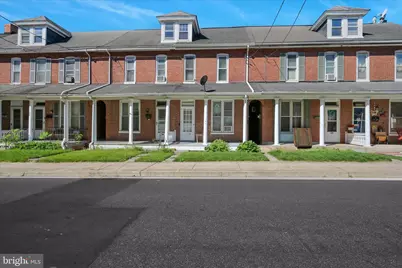 142 S Poplar Street, Elizabethtown, PA 17022 - Photo 2