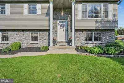 302 Grant Street, Reinholds, PA 17569 - Photo 4