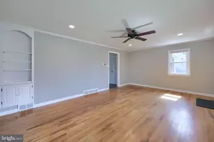 415 West End Ave, Akron, PA 17501 - Photo 12