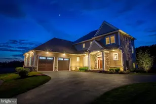 425 E Delp Rd, Lancaster, PA 17601 - Photo 2