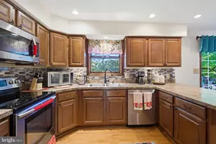 2637 Hemlock Dr, Columbia, PA 17512 - Photo 10