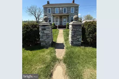 4056 E Newport Road, Gordonville, PA 17529 - Photo 1