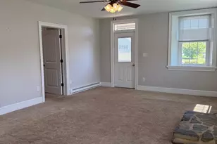 4056 E Newport Rd, Gordonville, PA 17529 - Photo 12