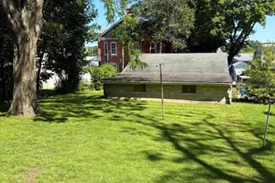 138 E New St, Mountville, PA 17554 - Photo 8