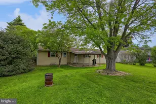 188 N Hazel St, Manheim, PA 17545 - Photo 8