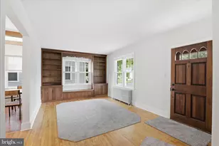 233 E Ferdinand St, Manheim, PA 17545 - Photo 8