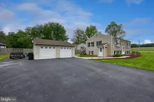 1074 Hearthstone Rd, Lancaster, PA 17603 - Photo 38