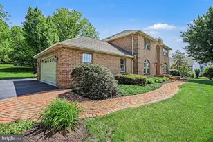 1366 Hickory Run Dr, Elizabethtown, PA 17022 - Photo 36