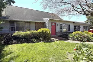 354 E Main St, Leola, PA 17540 - Photo 4