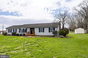 166 Butter Rd, Leola, PA 17540 - Photo 10