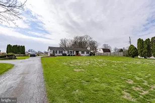 166 Butter Rd, Leola, PA 17540 - Photo 18