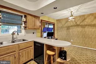 523 Bean Blossom Dr, Lancaster, PA 17603 - Photo 14