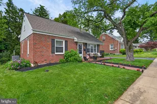 446 Lincoln Ave, Ephrata, PA 17522 - Photo 4