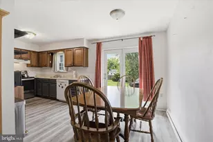 436 Deerfield Dr, Mount Joy, PA 17552 - Photo 8