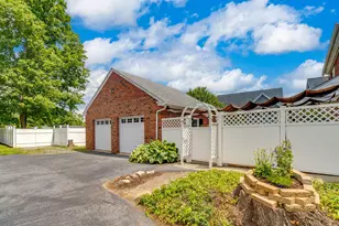 1571 Hillcrest Ave, Lancaster, PA 17601 - Photo 32