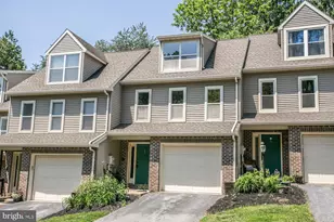 8 Westpointe Dr, Ephrata, PA 17522 - Photo 1
