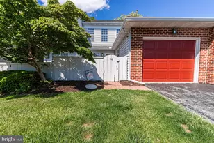 116 Spring Ridge Ct, Lancaster, PA 17601 - Photo 2