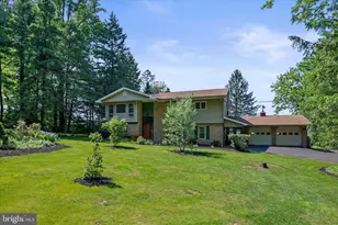 25 Koser Rd, Elizabethtown, PA 17022 - Photo 2