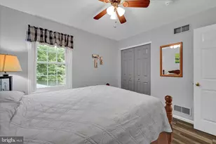 305 Village Spring Ln, Reinholds, PA 17569 - Photo 26