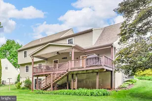 305 Village Spring Ln, Reinholds, PA 17569 - Photo 42