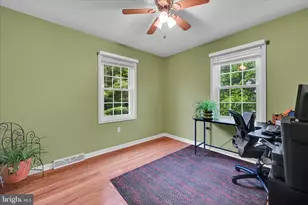 305 Village Spring Ln, Reinholds, PA 17569 - Photo 28