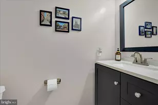 305 Village Spring Ln, Reinholds, PA 17569 - Photo 20
