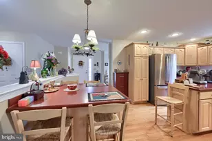 1042 Cambridge Dr, Manheim, PA 17545 - Photo 10