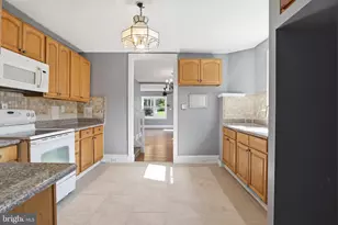 323 E Orange St, Elizabethtown, PA 17022 - Photo 40