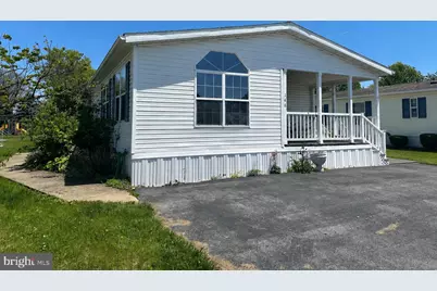 146 Tulip Circle, Ephrata, PA 17522 - Photo 2
