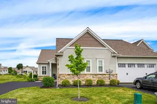 361 Meadow Rose Dr, Lititz, PA 17543 - Photo 4
