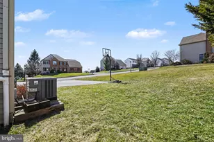 815 Buckingham Blvd, Elizabethtown, PA 17022 - Photo 10