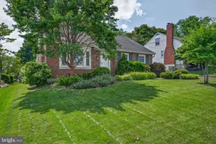 73 N Duke St, Millersville, PA 17551 - Photo 2