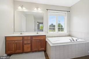 40 Jewel Dr, Mount Joy, PA 17552 - Photo 18
