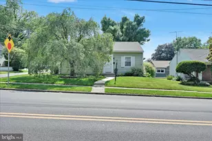 312 S Mt Joy St, Elizabethtown, PA 17022 - Photo 2