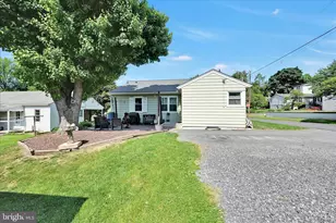 312 S Mt Joy St, Elizabethtown, PA 17022 - Photo 12