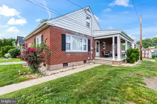 335 N 6th St, Columbia, PA 17512 - Photo 2