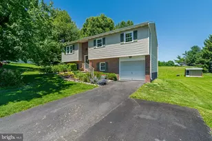 316 Snavely Mill Rd, Lititz, PA 17543 - Photo 2