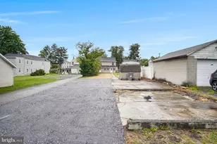 335 N Market St, Elizabethtown, PA 17022 - Photo 36