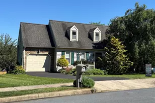 1568 S Jefferson Ct, Lancaster, PA 17602 - Photo 1