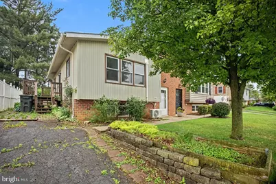 541 Golden Street, Lititz, PA 17543 - Photo 2