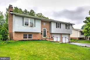 539 N Lime St, Elizabethtown, PA 17022 - Photo 2