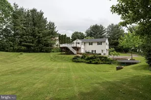 3 Apache Ln, Willow Street, PA 17584 - Photo 2
