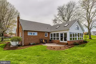 218 Lauschtown Rd, Denver, PA 17517 - Photo 14