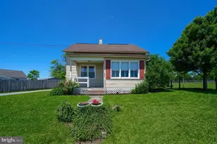 44 S Soudersburg Rd, Ronks, PA 17572 - Photo 2