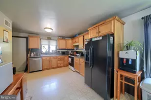 44 S Soudersburg Rd, Ronks, PA 17572 - Photo 14