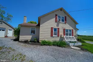 44 S Soudersburg Rd, Ronks, PA 17572 - Photo 8