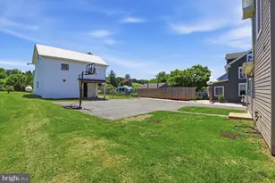 324 Steinman Farm Rd, Pequea, PA 17565 - Photo 32