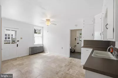 101 E Lincoln Avenue, Lititz, PA 17543 - Photo 6